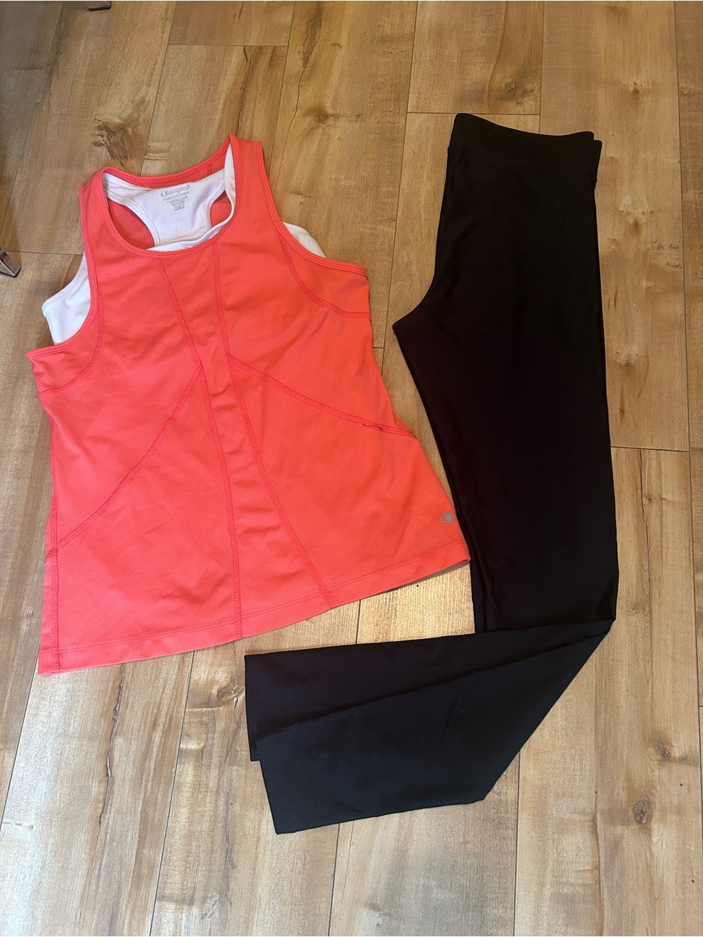 Activewear Set | Garage Black Leggings (S) & Champion 2-in-1 Tank (M)